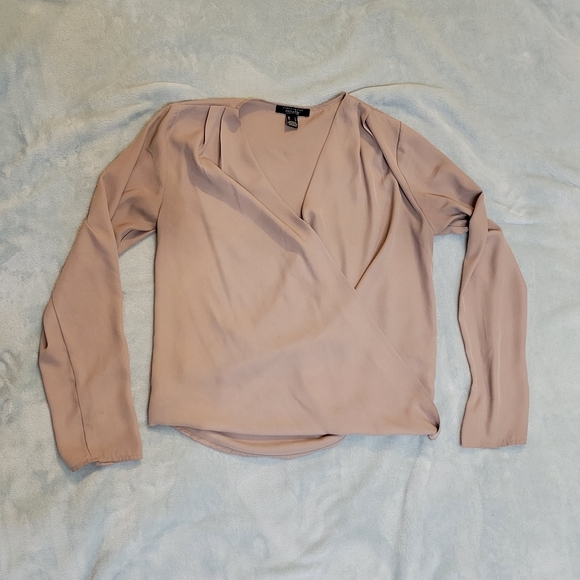✨️3 for $15✨️Streetwear society breezy long sleeve faux wrap top - Size Large - Picture 4 of 7